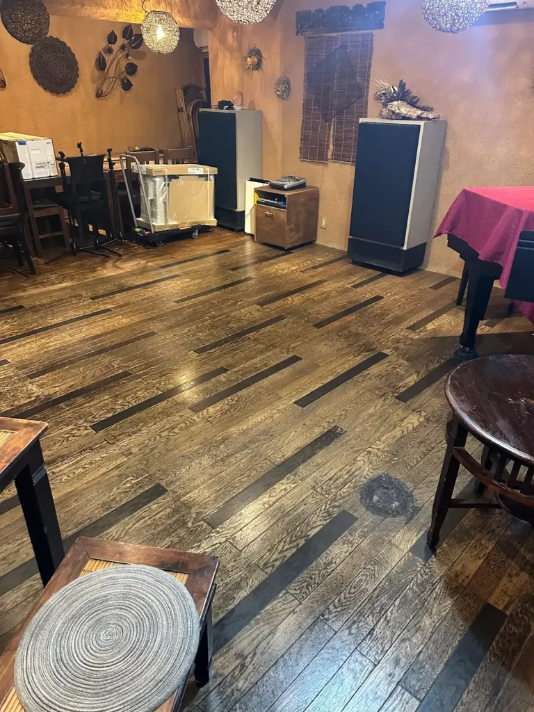 飲食店 木材床清掃